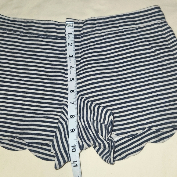 Women's Club Monaco Shorts 2 - Picture 7 of 7